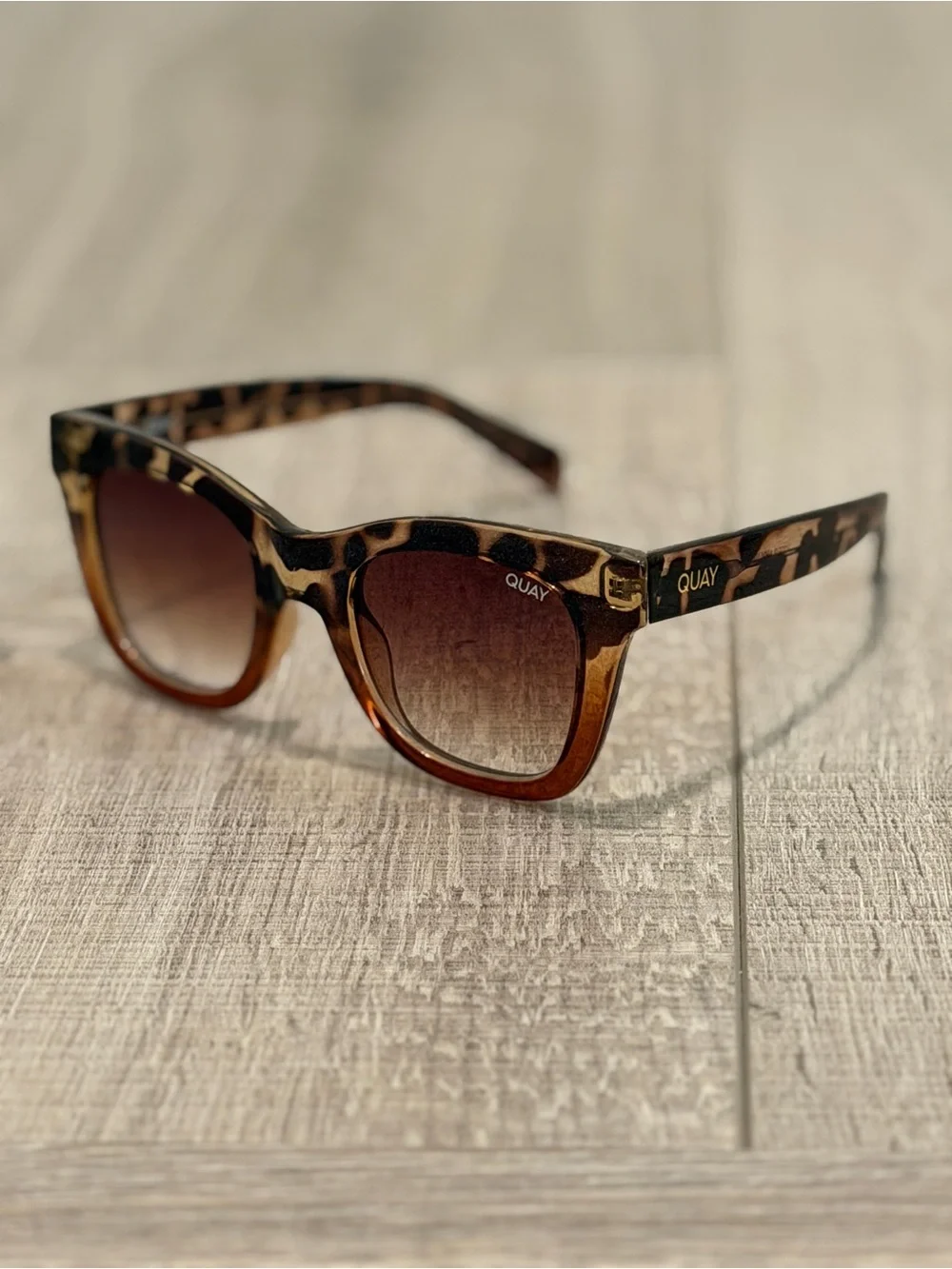Quay Australia AFTER HOURS Sunglasses - Brown Tortoiseshell Frame